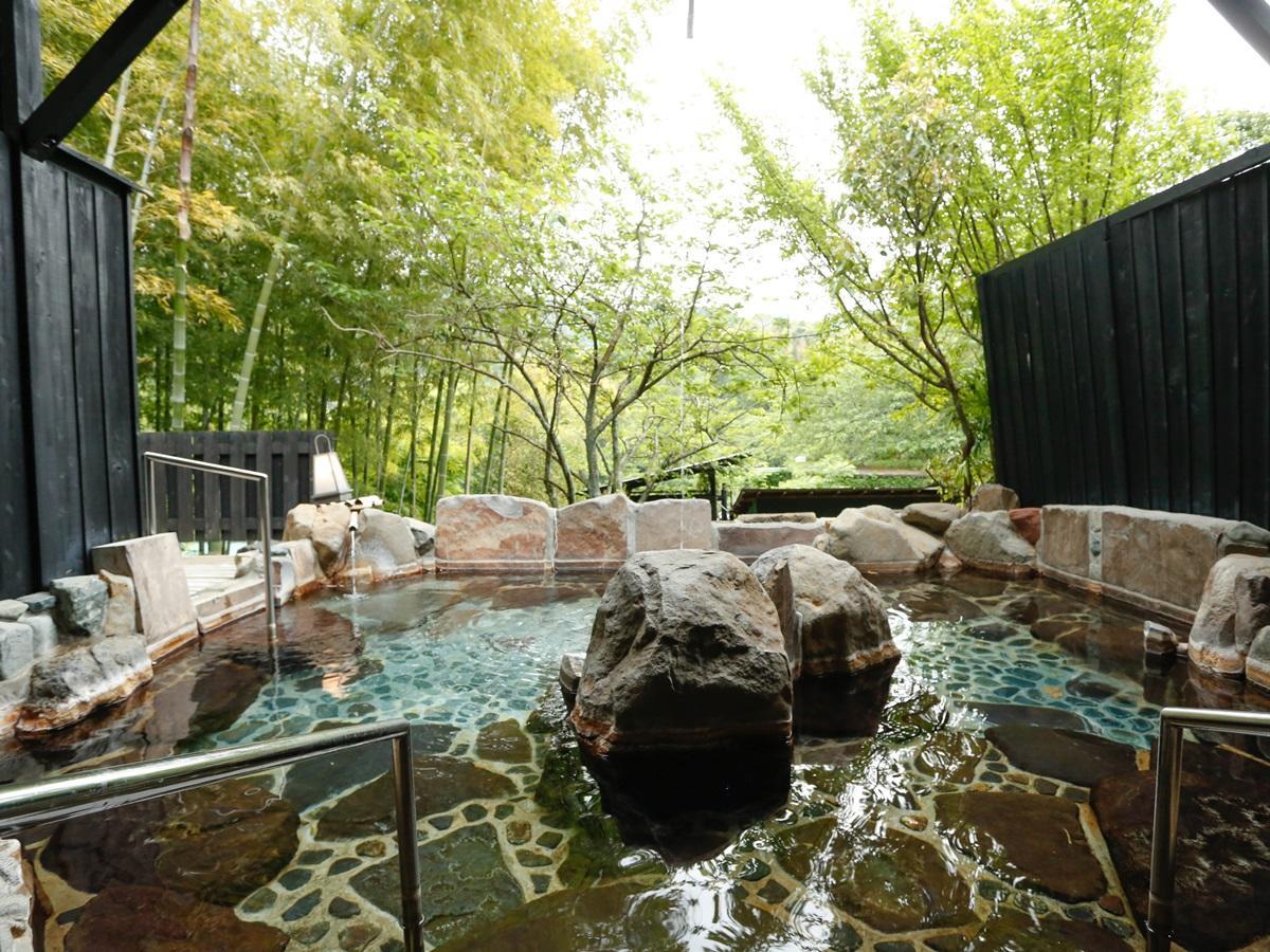 源泉掛け流しの宿albergo湯楽 Yugawara Exterior photo